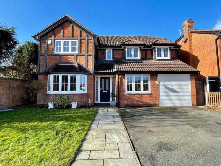 Elmbridge Drive, Monkspath