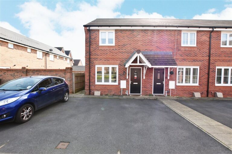 Memorial Close, Cheswick Green, Solihull