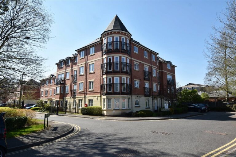 Collingtree Court, Olton, Solihull