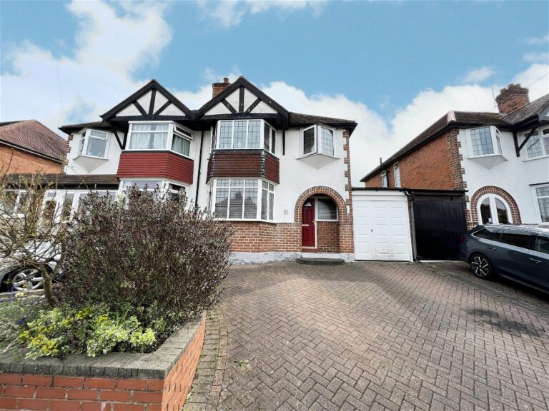 Greyfort Crescent, Solihull