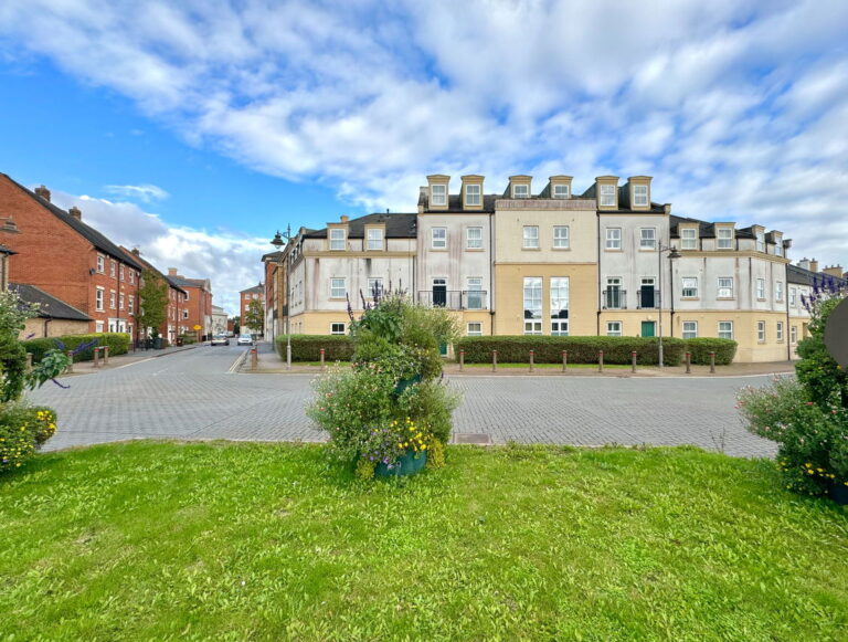 Rose Court, Rumbush Lane, Dickens Heath