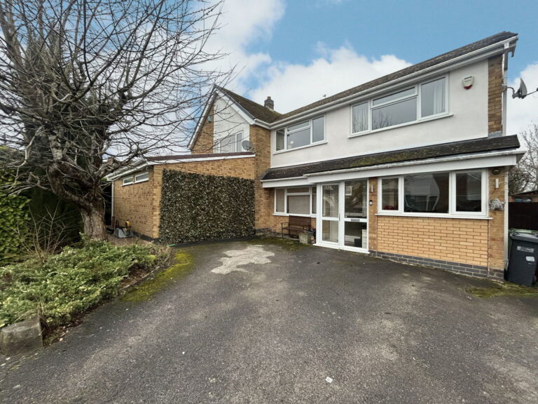 Pear Tree Crescent, Shirley