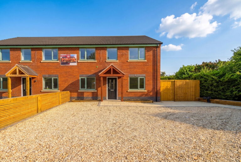 Newtown, Offenham, Evesham, Worcestershire, WR11 8RZ