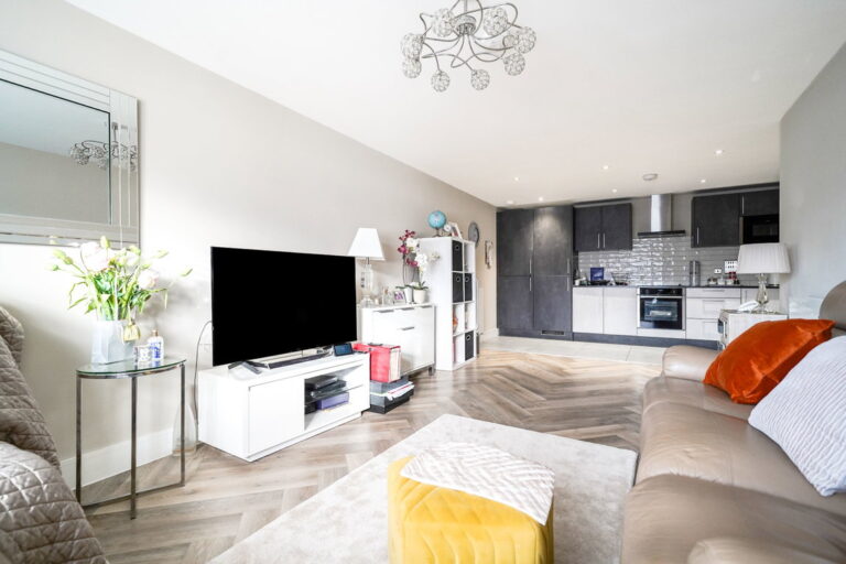 Sir Robert Peel Court, Stratford Road, Shirley