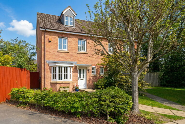 Laxton Grove, Solihull