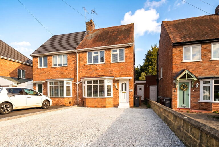 High Street, Shirley