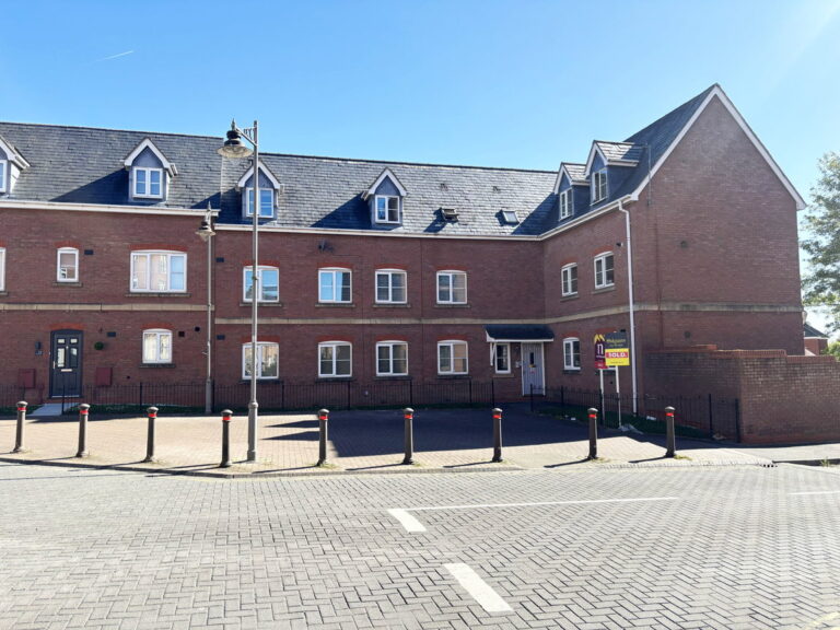 Rumbush Lane, Dickens Heath