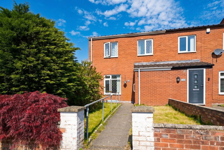 Brookwood Avenue, Hall Green