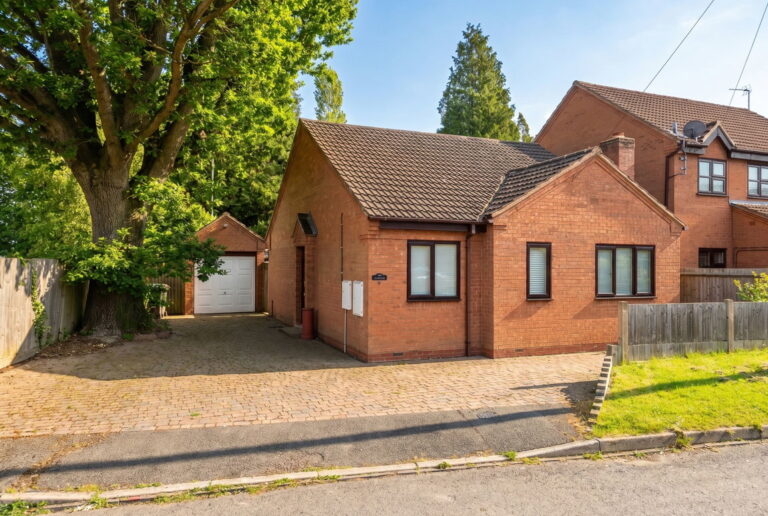 Ernsford Close, Dorridge