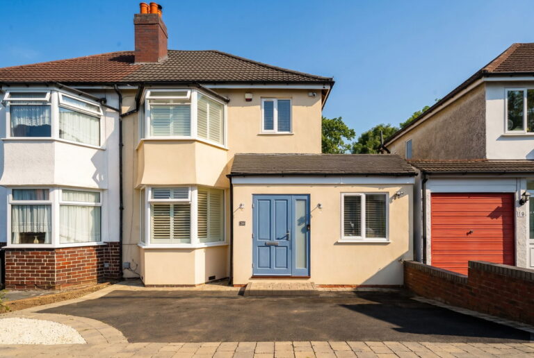 Fallowfield Avenue, Hall Green