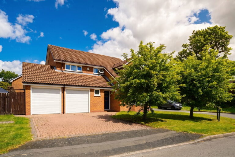 Oldington Grove, Hillfield