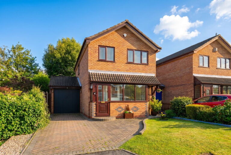 Woodhall Croft, Solihull
