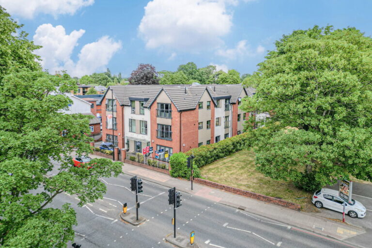 Stratford Road, Shirley, Solihull, B90 3BL