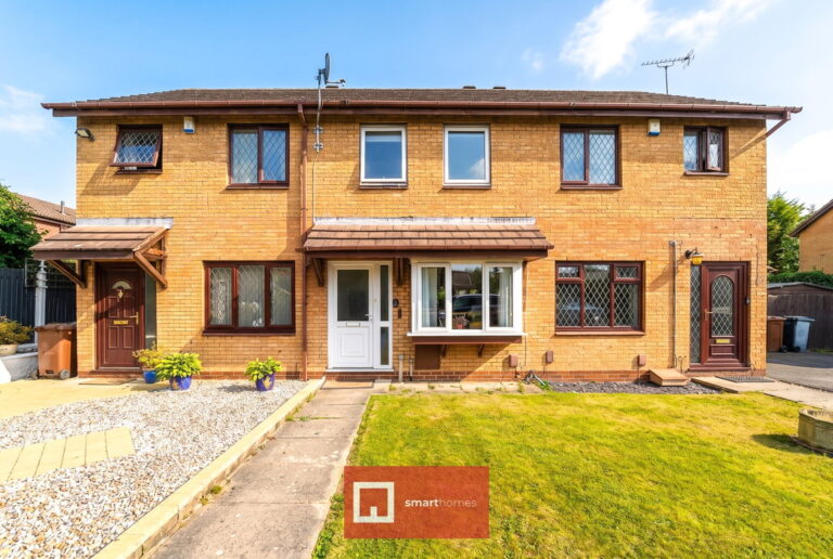 Sandbarn Close, Monkspath