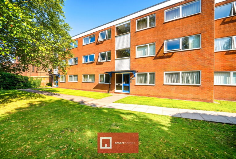 Lichfield Court, High Street, Shirley