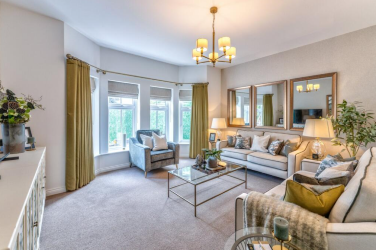 The Shires, Wake Green Rd, Moseley, Birmingham, B13 9PQ