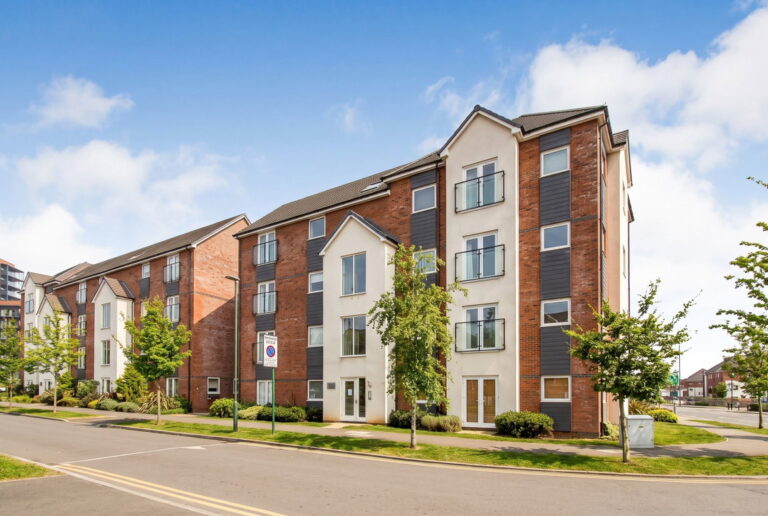 Victoria Crescent, Shirley