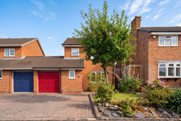 Palefield Road, Monkspath