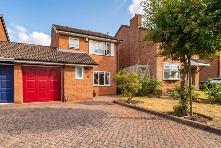Palefield Road, Monkspath