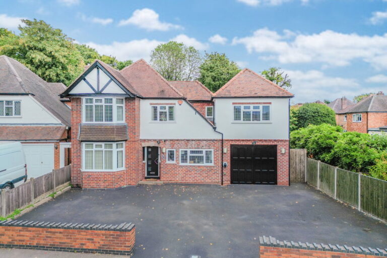 Portia Avenue, Shirley