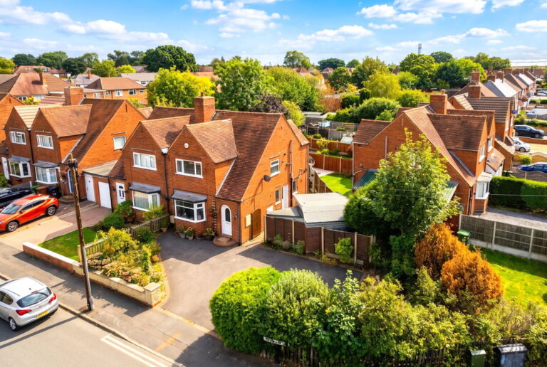 Avon Road, Shirley