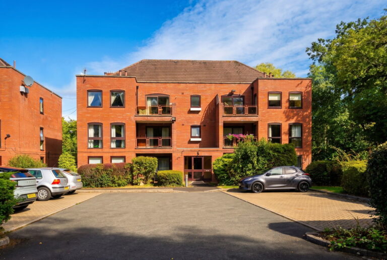 Alderwood Place Princes Way, Solihull