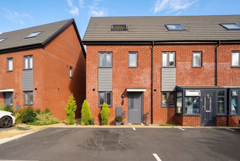 Handford Crescent, Shirley