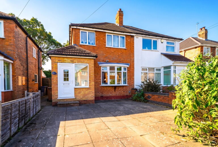 Chamberlain Crescent, Shirley